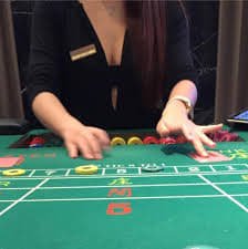 95galaxy ကစားသူ Slots Big Win ရပြီး MMK ကျပ်ငွေ ထုတ်ယူနေသောမြင်ကွင်း